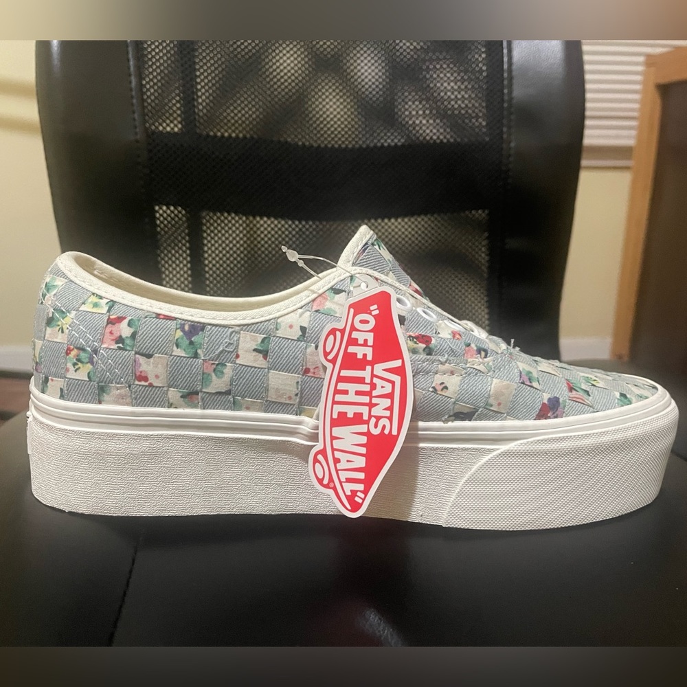 🥑Vans Authentic Stac (Woven) Floral Women’s Size 10